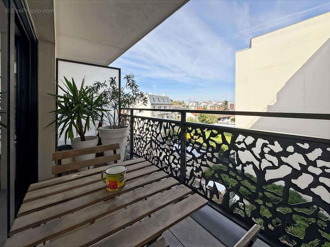 Appartement à ROSNY-SOUS-BOIS