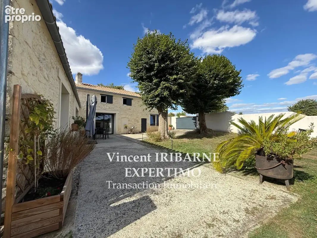 Maison Charentaise, 4 chambres, Garage et Jardin - photo 2