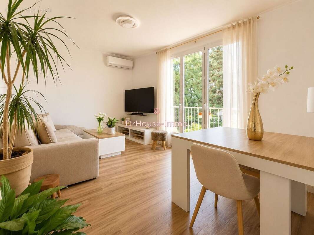 Appartement 75 m² à Cagnes-Sur-Mer  - photo 19