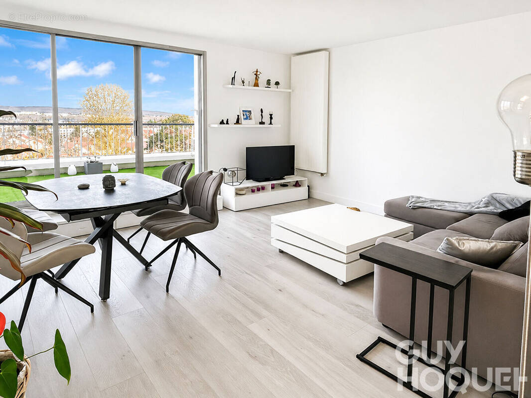 Appartement à VERSAILLES