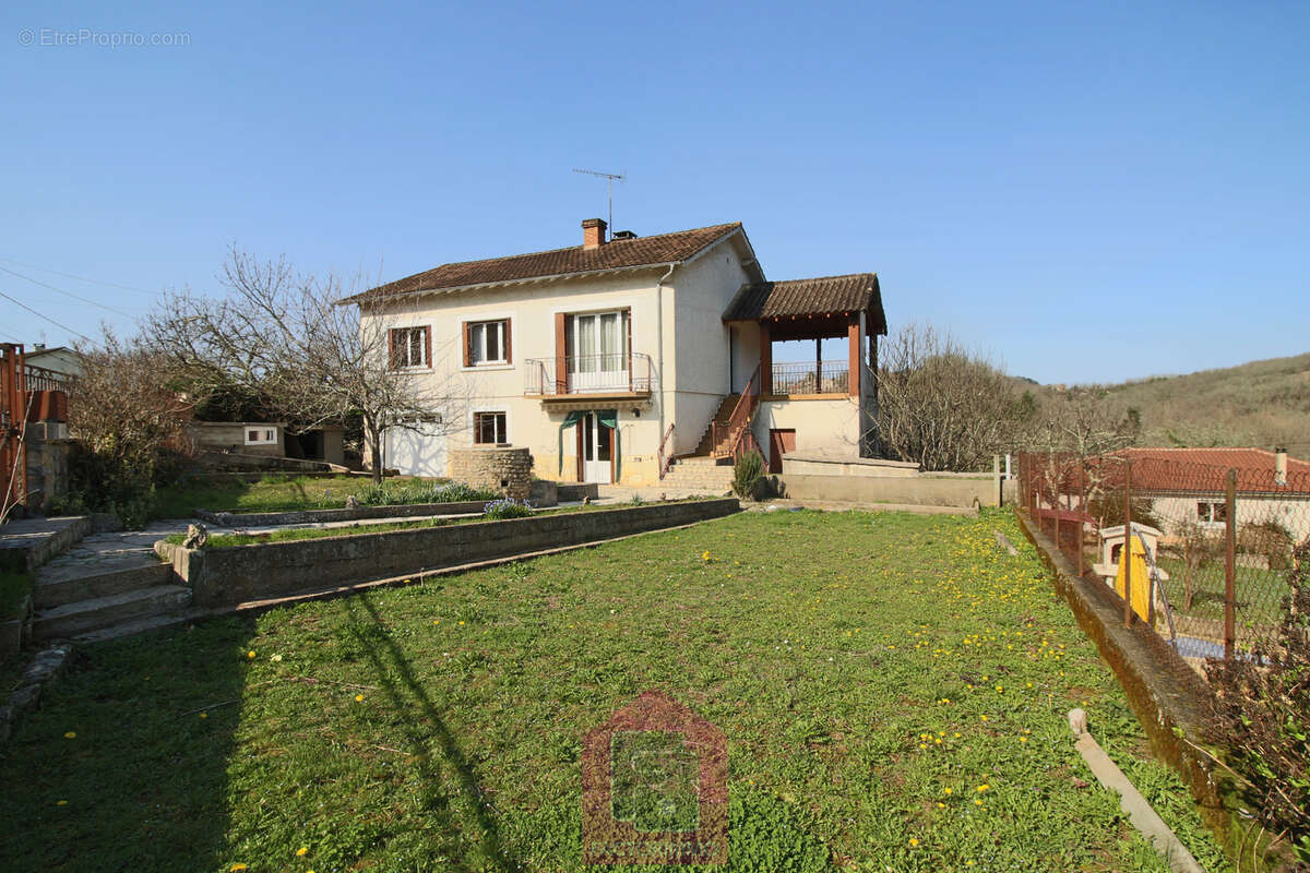 Maison à PUY-L'EVEQUE
