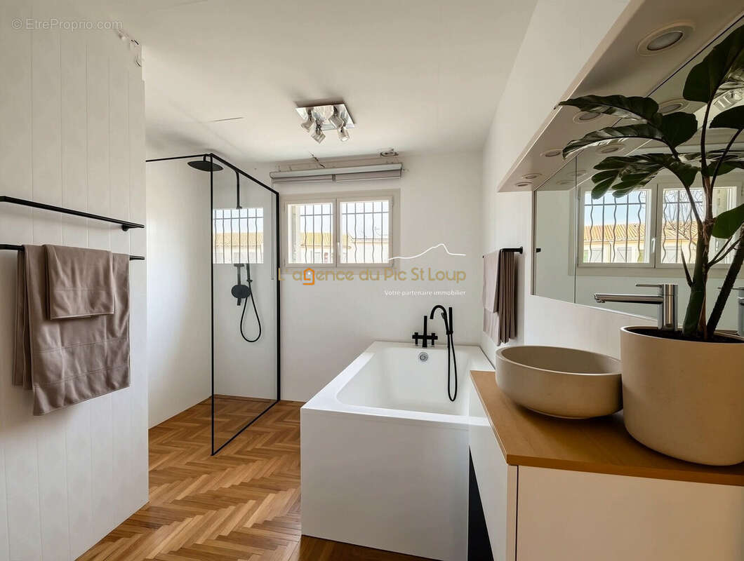 Appartement à SAINT-GELY-DU-FESC