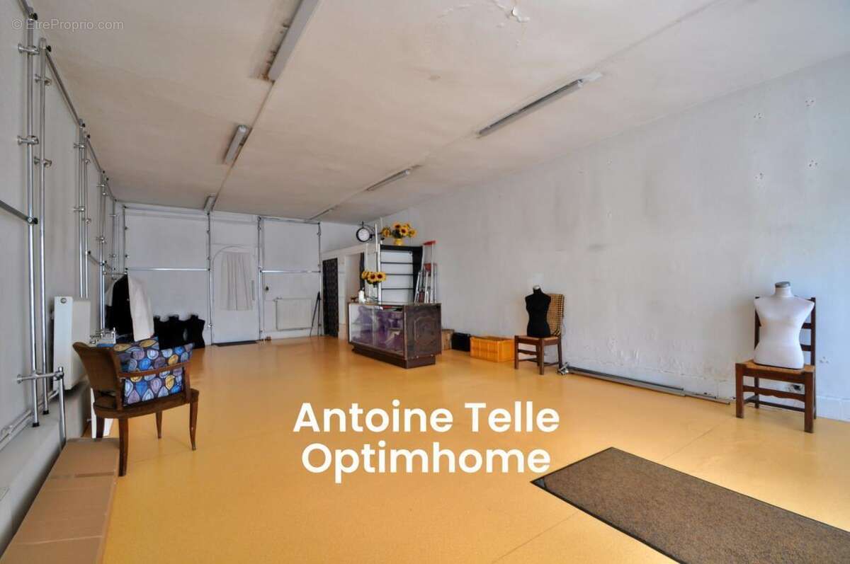 Maison d'habitation & commerce libre avec jardin clos en centre ville - Le Cateau - photo 3