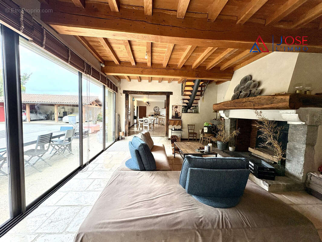 Maison à MARTRES-DE-RIVIERE