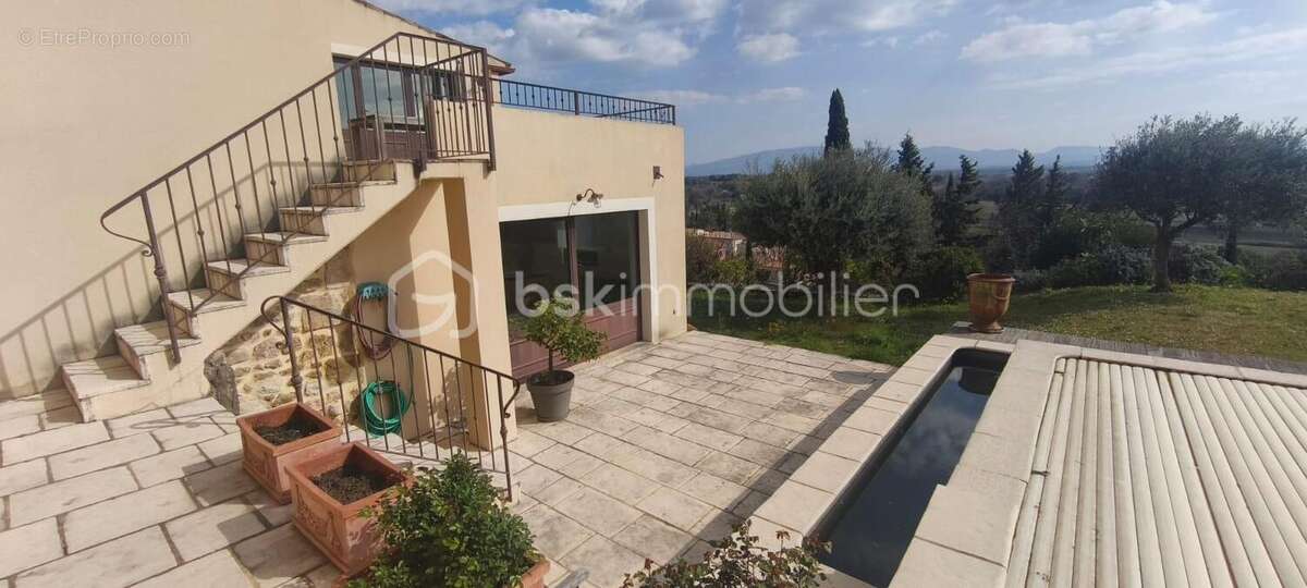 Maison à MONTSEGUR-SUR-LAUZON