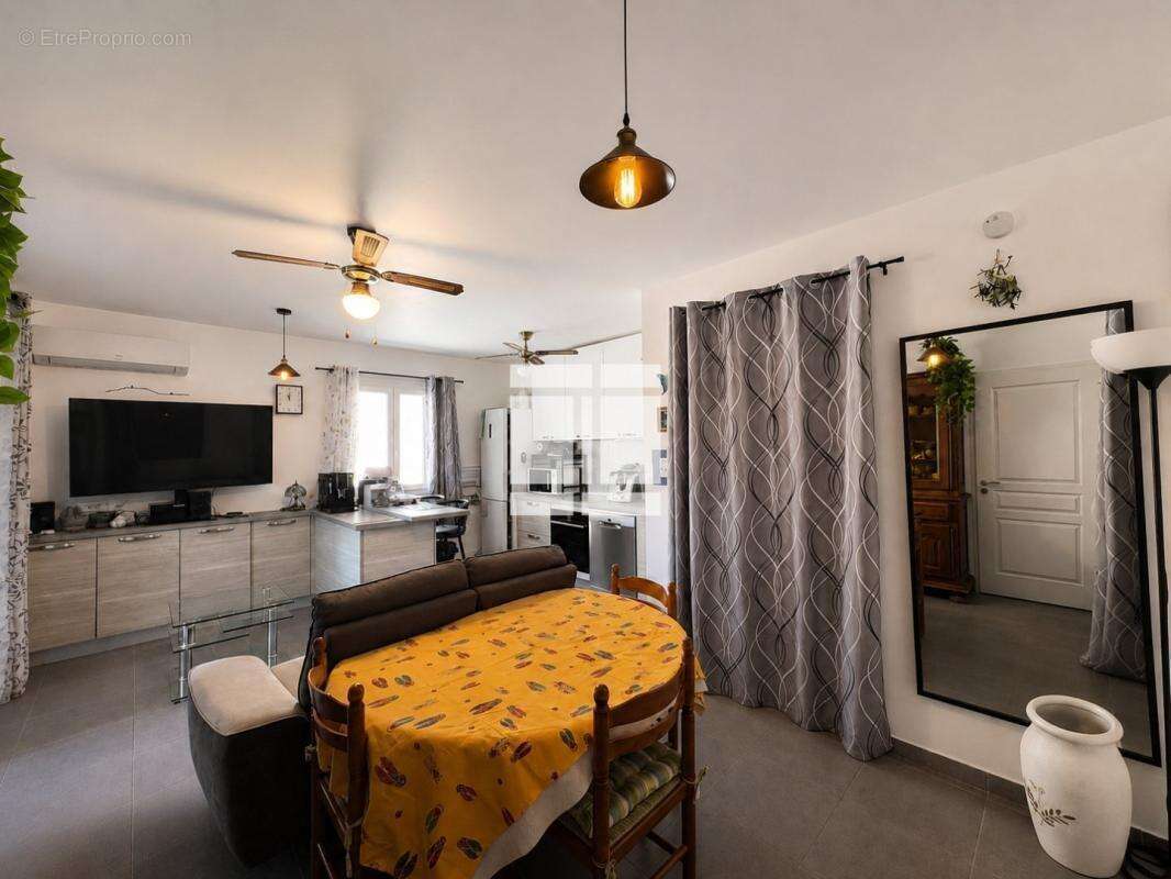 Appartement T2 à vendre avec terrasse, local privatif et place de parking - photo 5