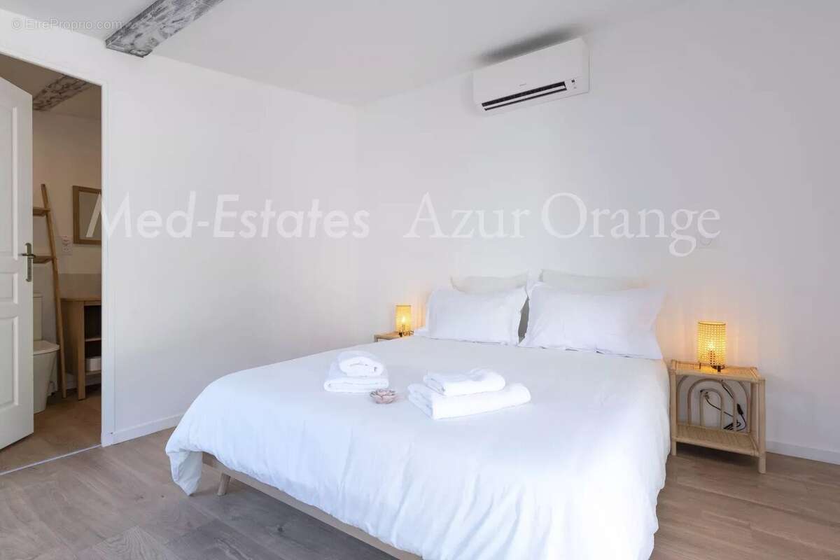 Maison à LA GARDE-FREINET