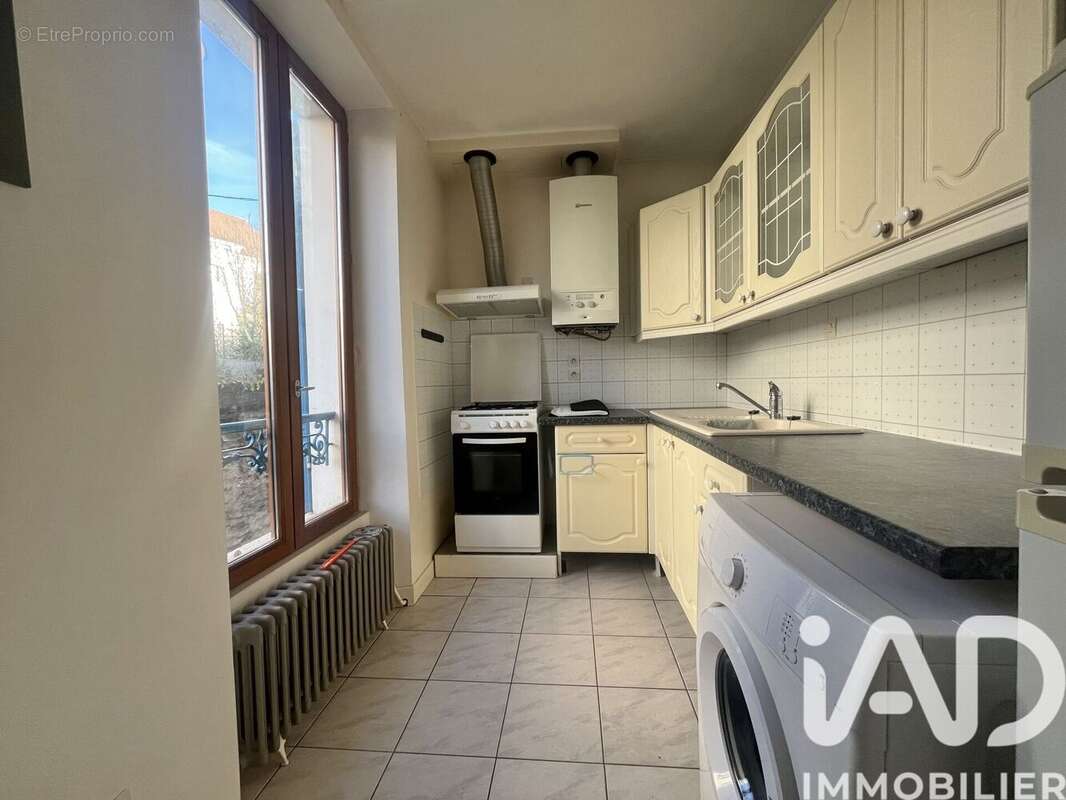 Photo 2 - Appartement à CORBEIL-ESSONNES