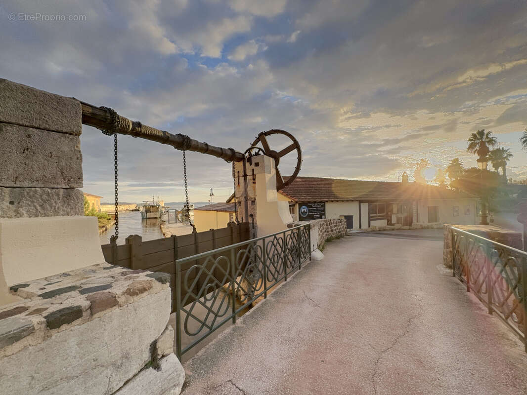 Appartement à HYERES