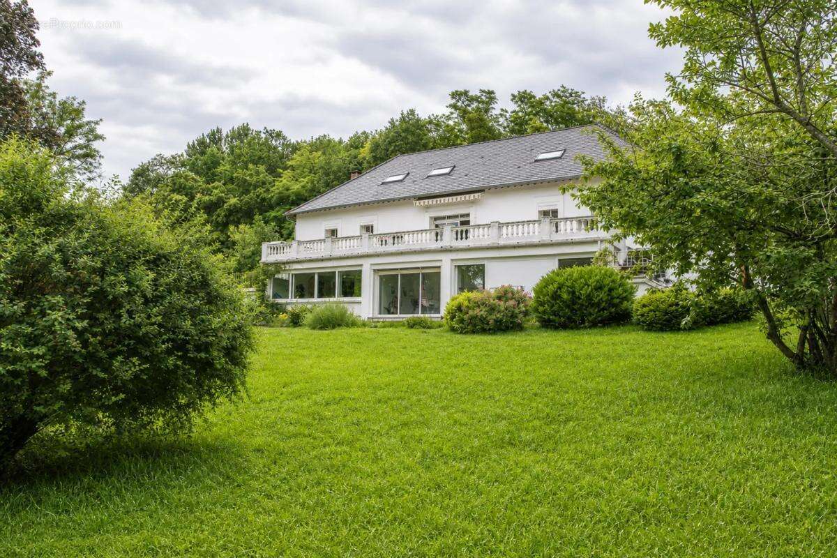 Maison de 14 pièces de 510 m² à Verdelot - photo 12