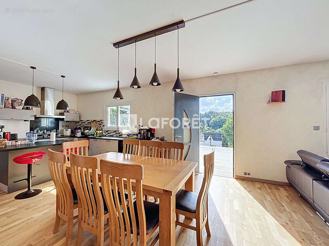 Maison à LA GACILLY