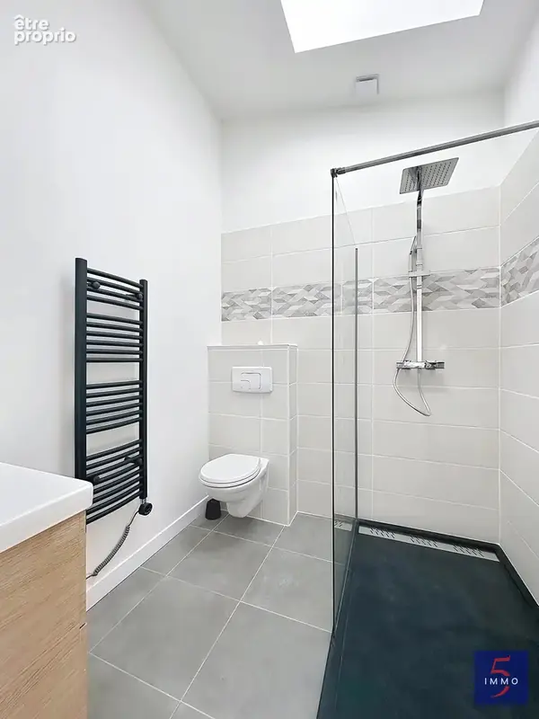 Maison d’architecte 2025 – 5 chambres – Volumes et prestations de qualité - photo 15