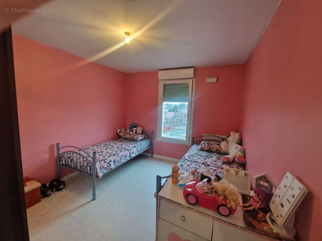 Appartement à STAINS