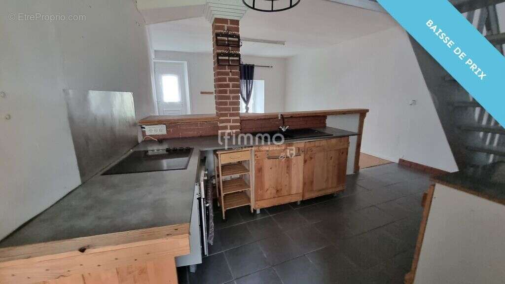 Maison à SAINT-GERMAIN-SOUS-DOUE