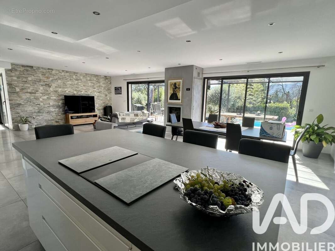 Photo 5 - Maison à SAINT-ZACHARIE