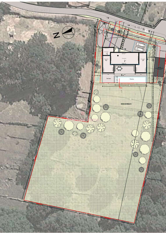 Terrain à SAINT-JULIEN-DU-SERRE