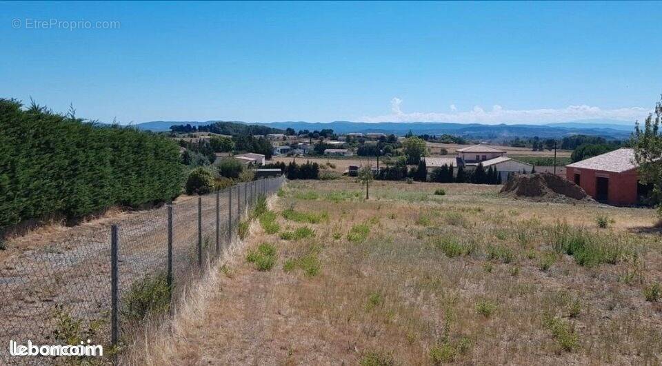 Terrain à CONQUES-SUR-ORBIEL