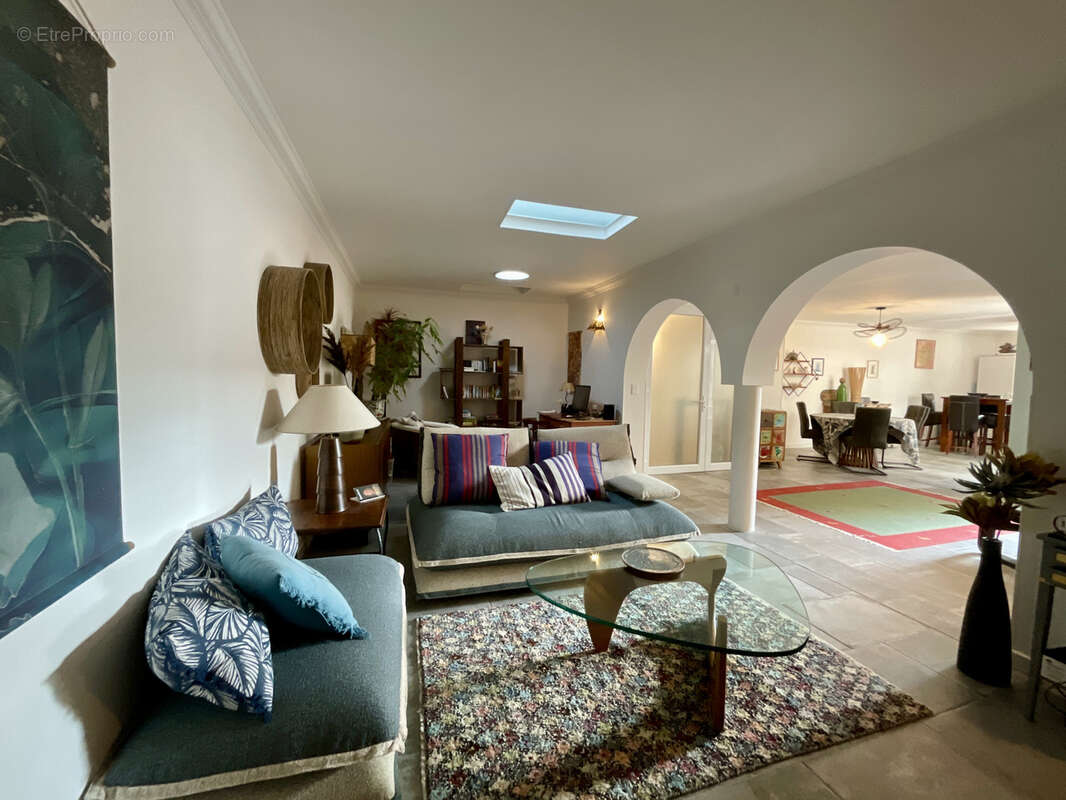 Marseillan   Quartier Tabarka : une villa d'exception où il fait bon vivre - photo 3