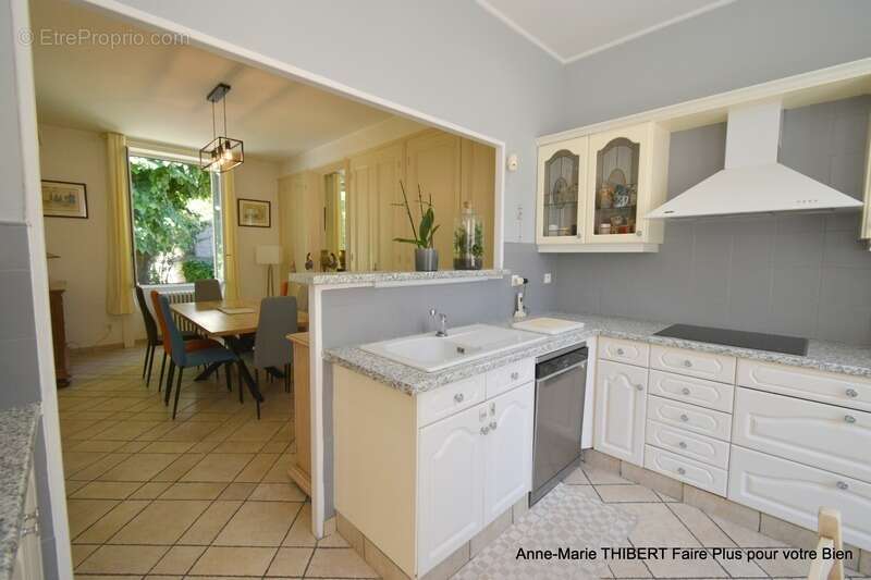 Maison à vendre 6 pièces VILLEURBANNE (69) - photo 12