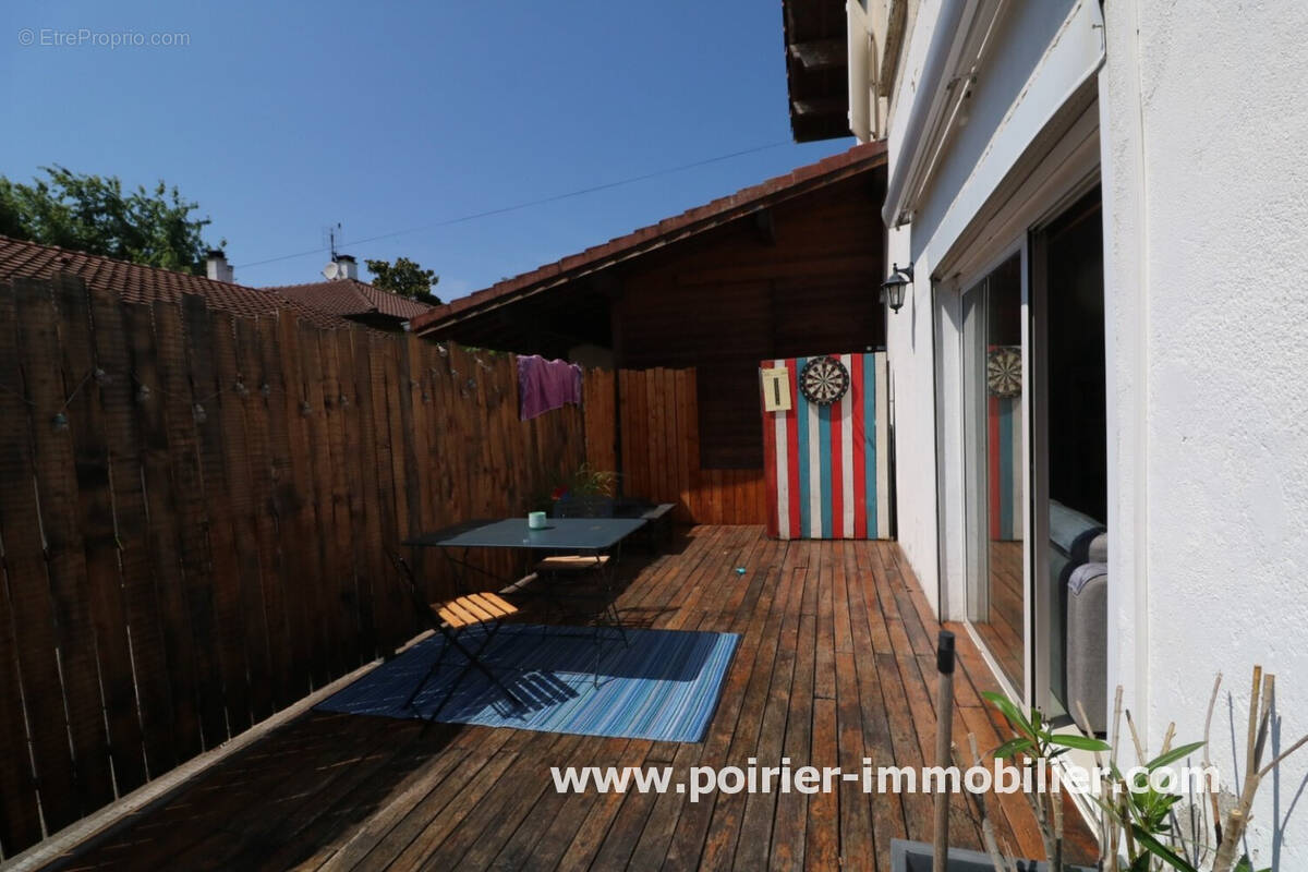 Appartement à DOUVAINE