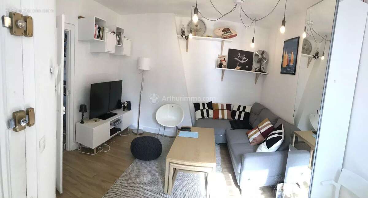 Appartement à PARIS-14E