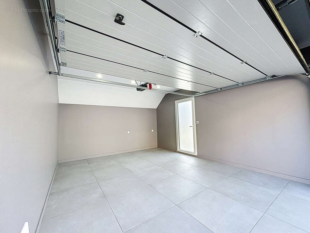 Appartement à SAINT-JEOIRE-PRIEURE