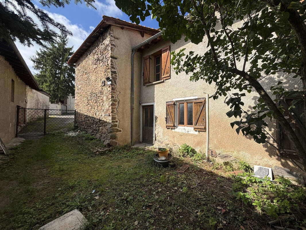Maison à MONTCHAL