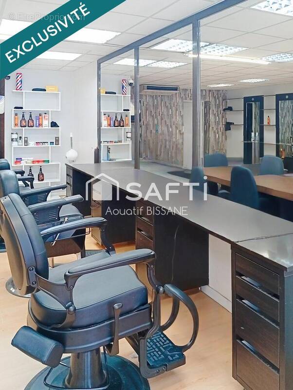 Photo 1 - Commerce à FROUZINS