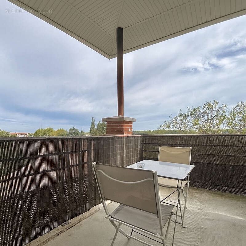 Appartement à POMPERTUZAT