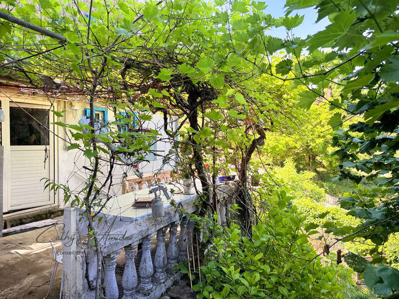 GUAGNO (Corse) : A vendre, maison en pierres avec dépendance, jardin, vue dégagée - photo 5