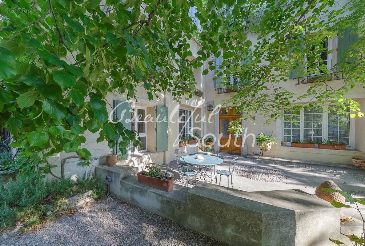 Sublime propriete, maison de maitre + gites, domaine de 11 hectares, narbonne - photo 2