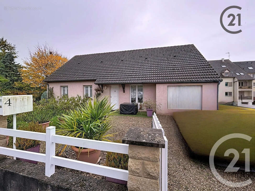 Maison à SAINT-GEORGES-SUR-BAULCHE