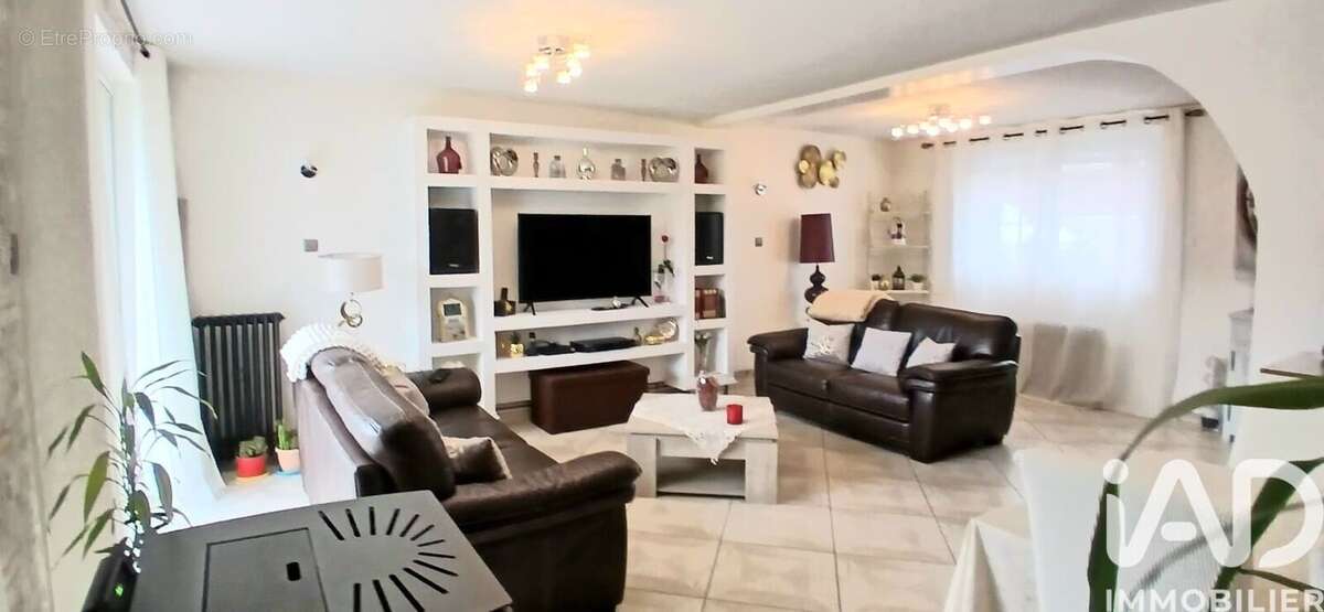 Photo 2 - Maison à FRAISSES