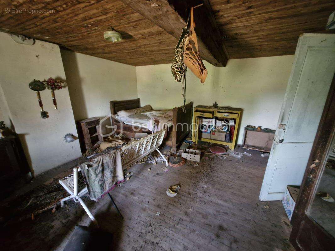 Maison à SAINT-QUENTIN-DE-CAPLONG