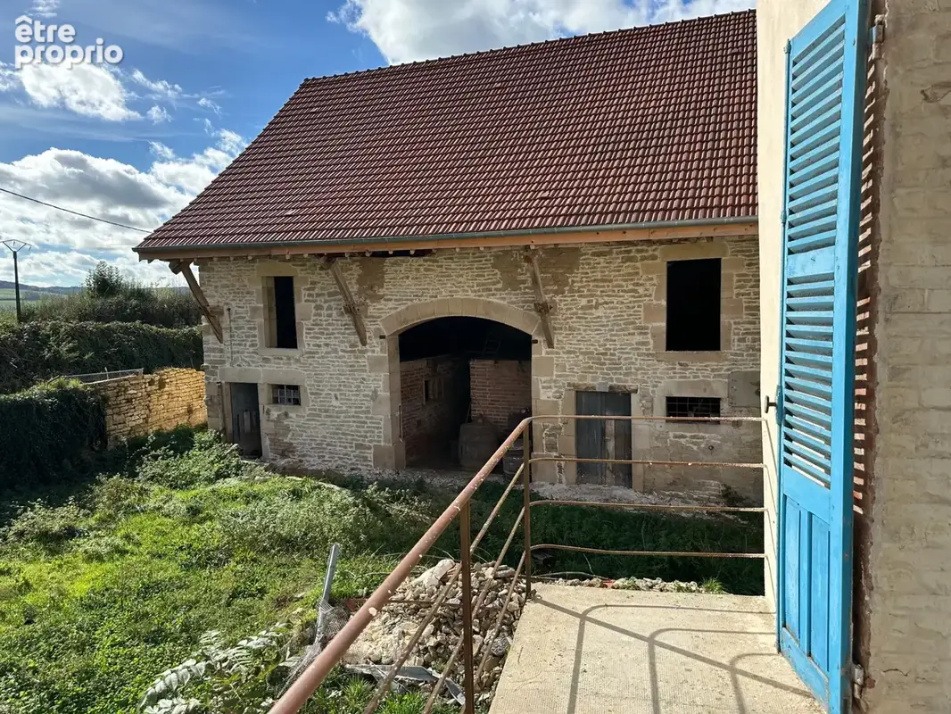 Maison et granges entre Venarey-les-Laumes et Vitteaux (21) - photo 6