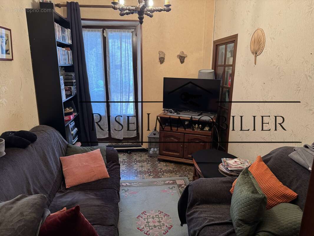 Maison à LEZIGNAN-CORBIERES