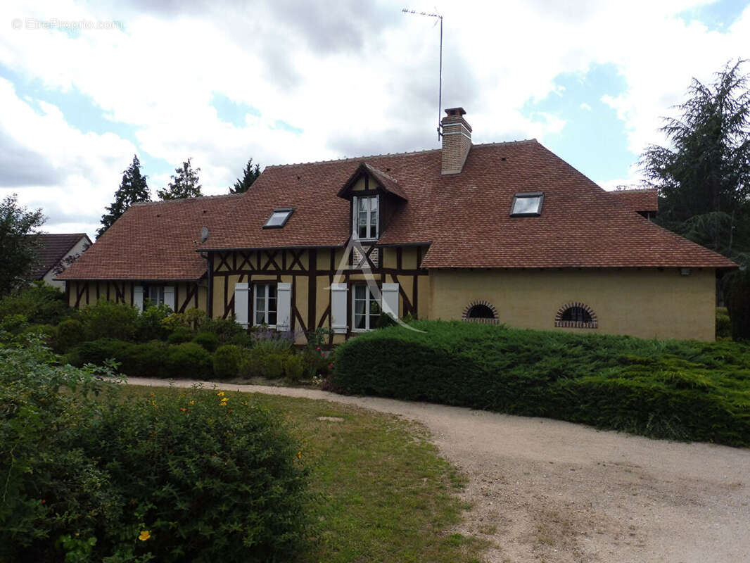 Maison à LAMOTTE-BEUVRON