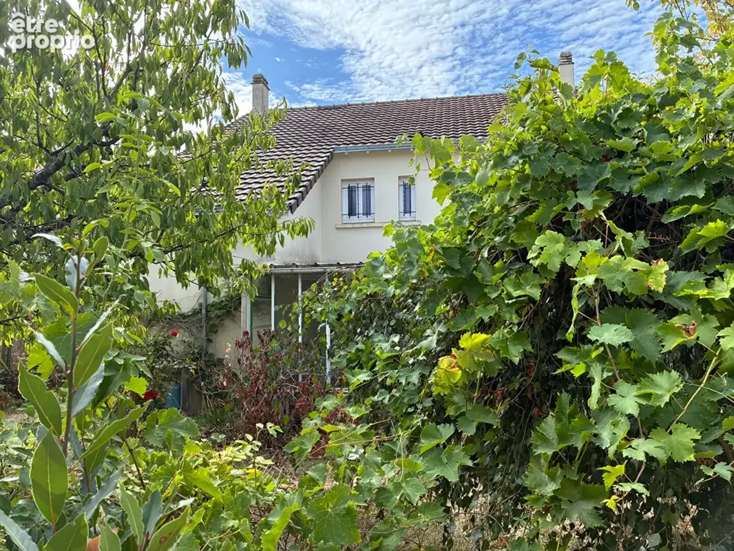 Maison à SAINT-SEBASTIEN-SUR-LOIRE