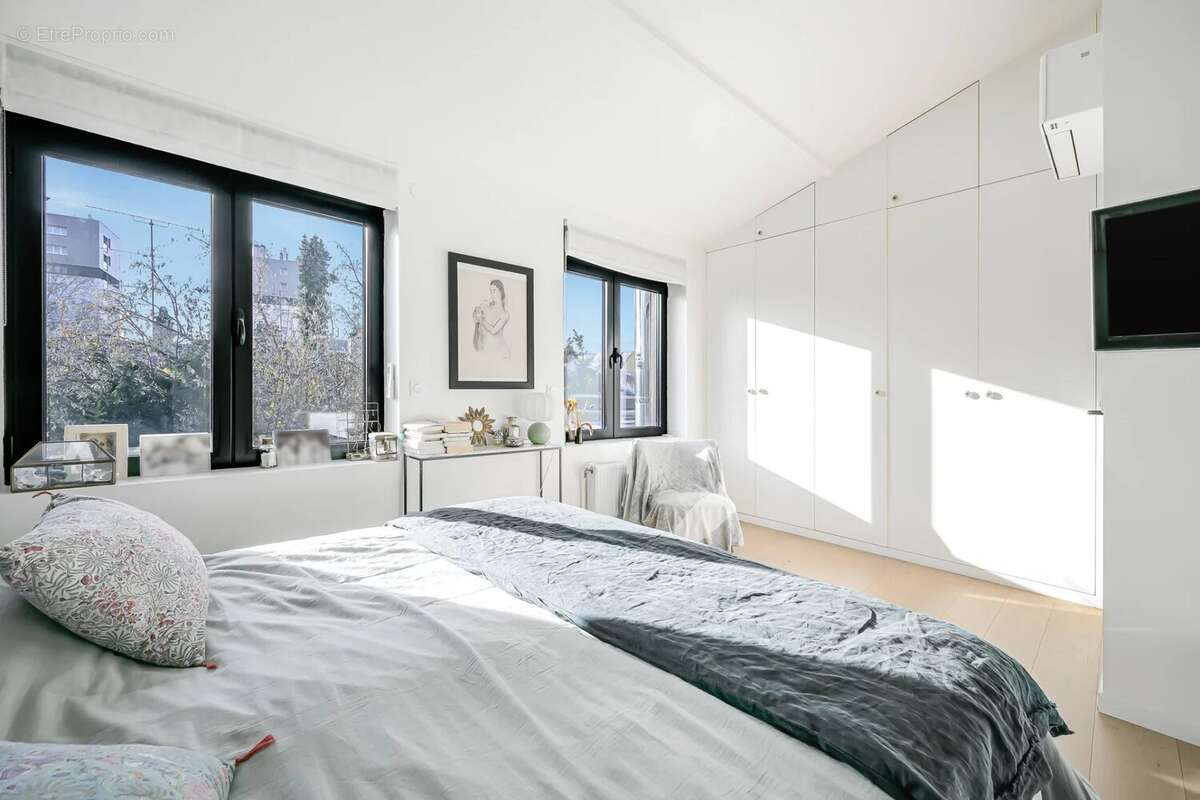 Appartement à SURESNES