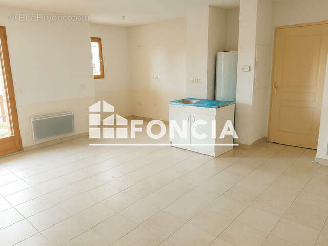 Appartement à LAYE