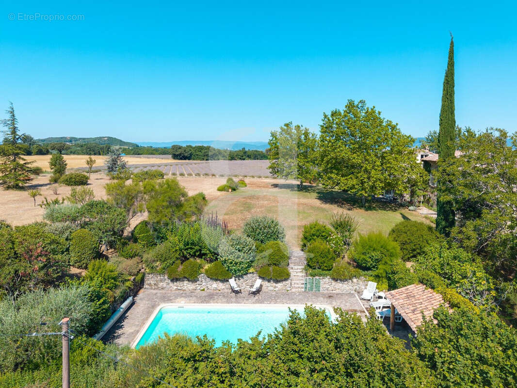 Maison à LA BEGUDE-DE-MAZENC