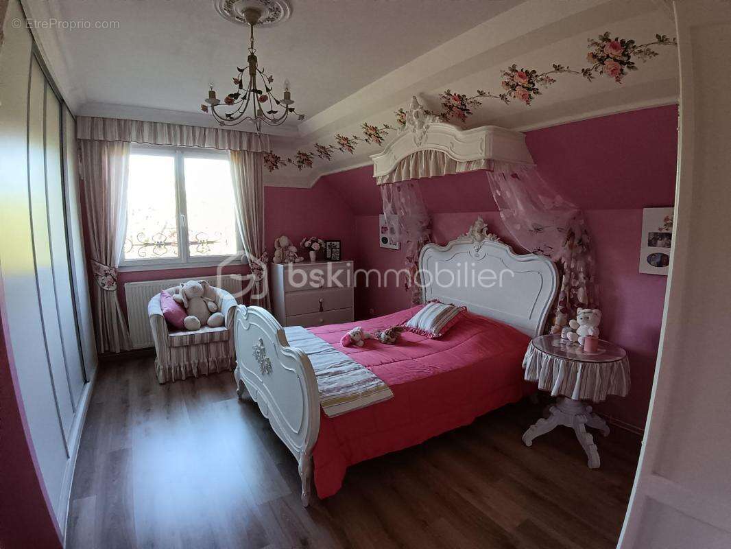 Propriété d'exception - Axe Péronne / Saint-Quentin - photo 23