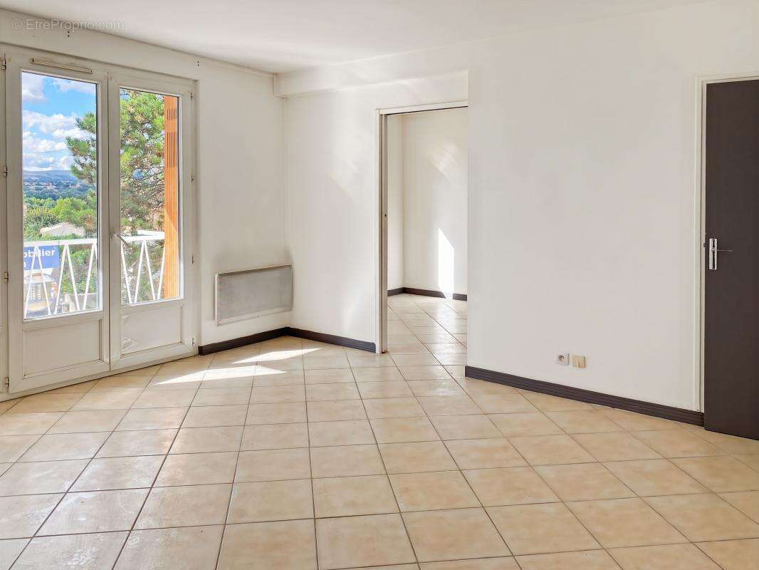 Appartement à ORAISON
