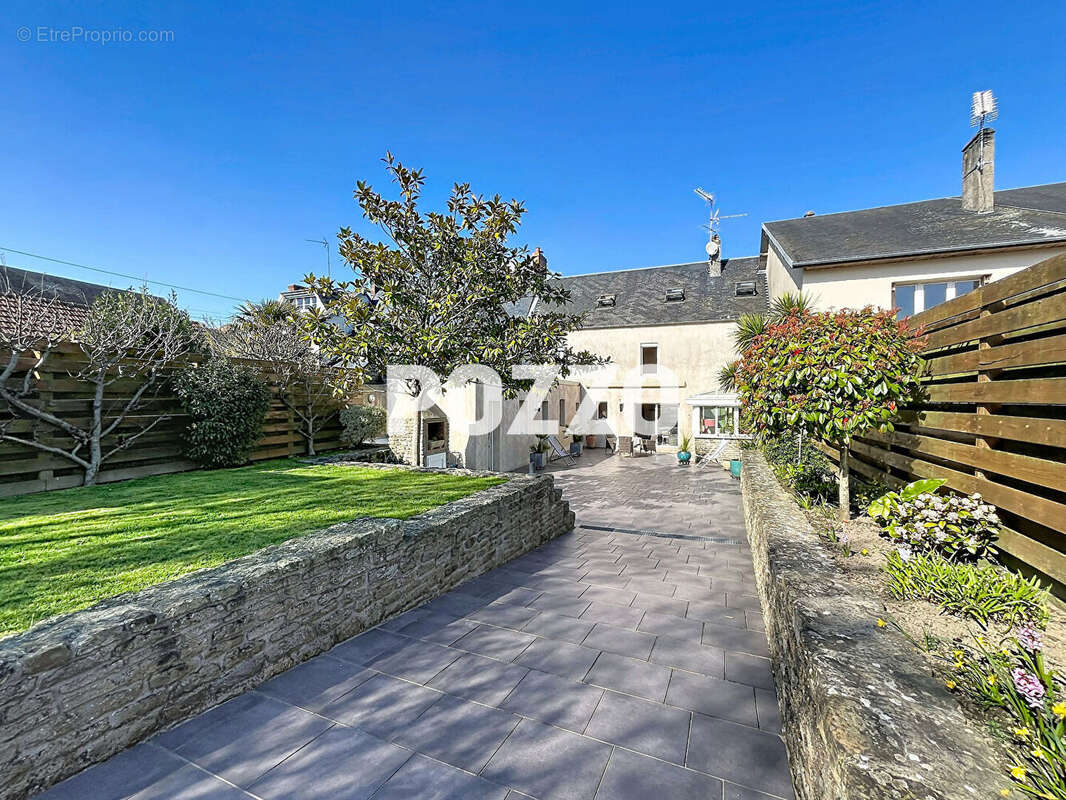 Maison à BREHAL