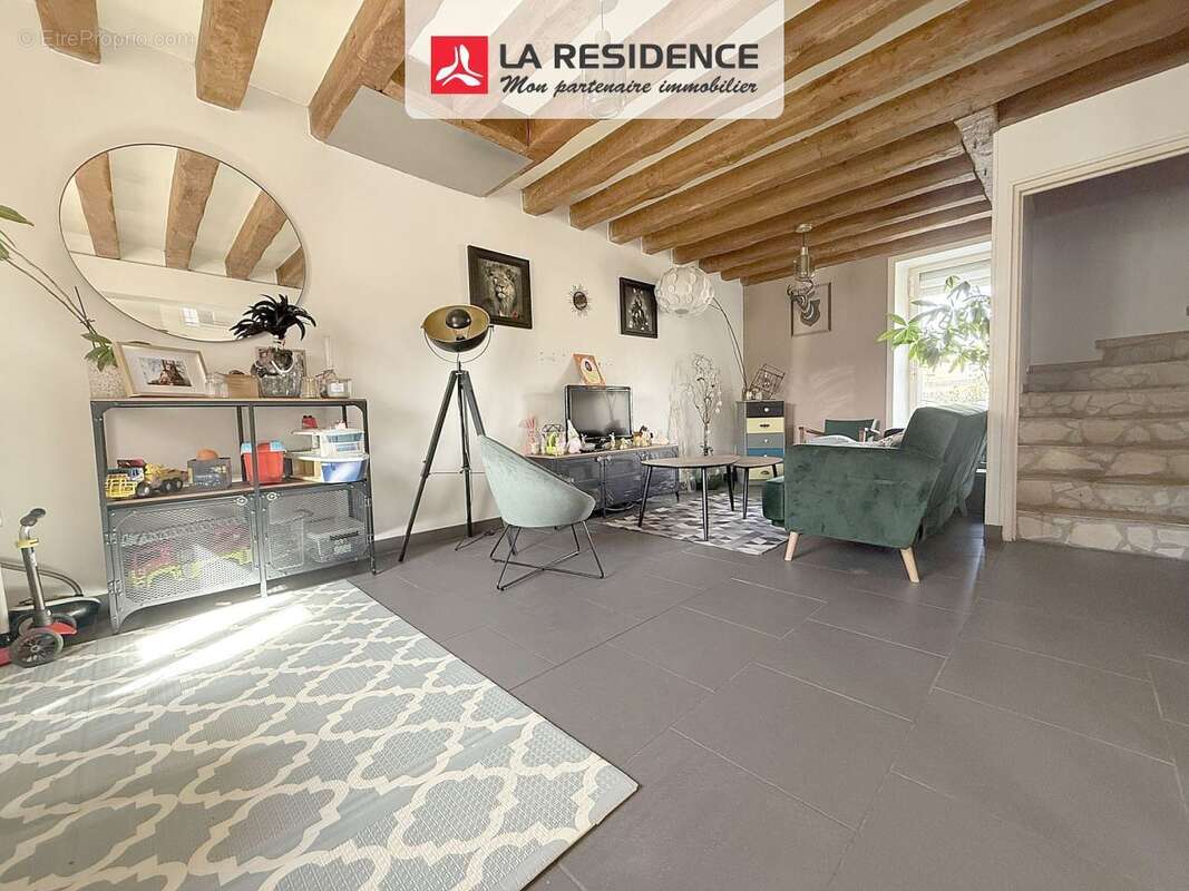 Maison à LIMETZ-VILLEZ