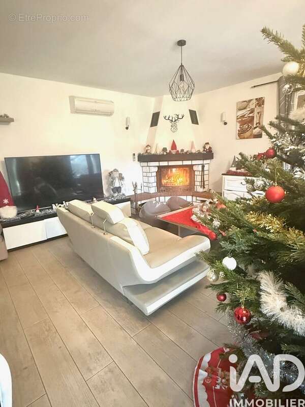 Photo 3 - Maison à LE LUC