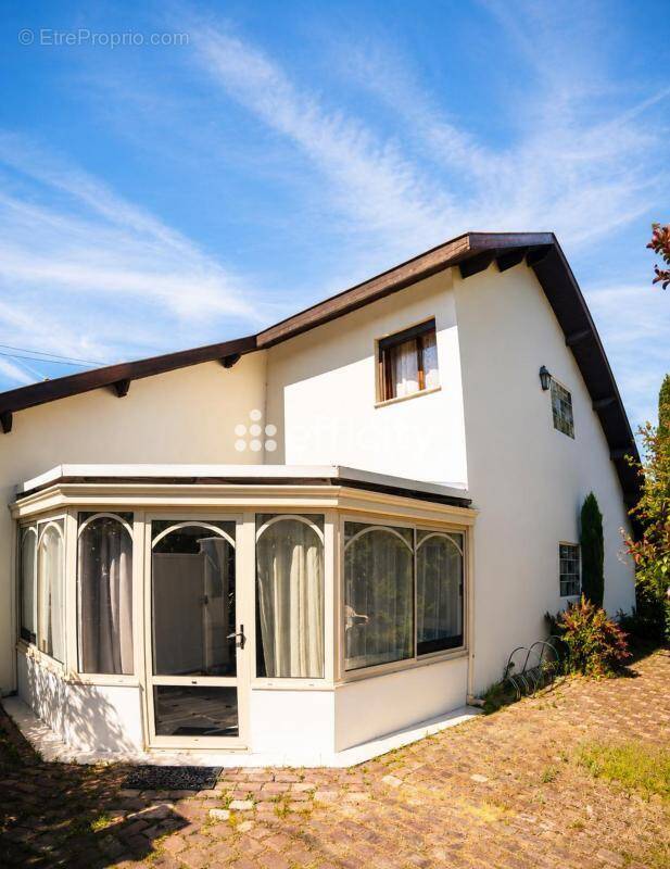Maison à LE HAILLAN