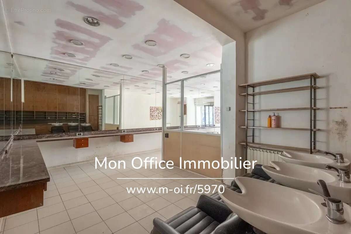 Commerce à MARSEILLE-6E
