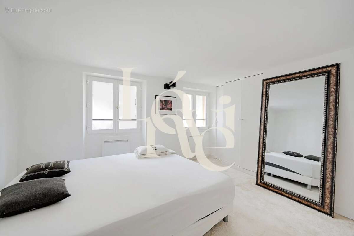 Appartement à PARIS-5E