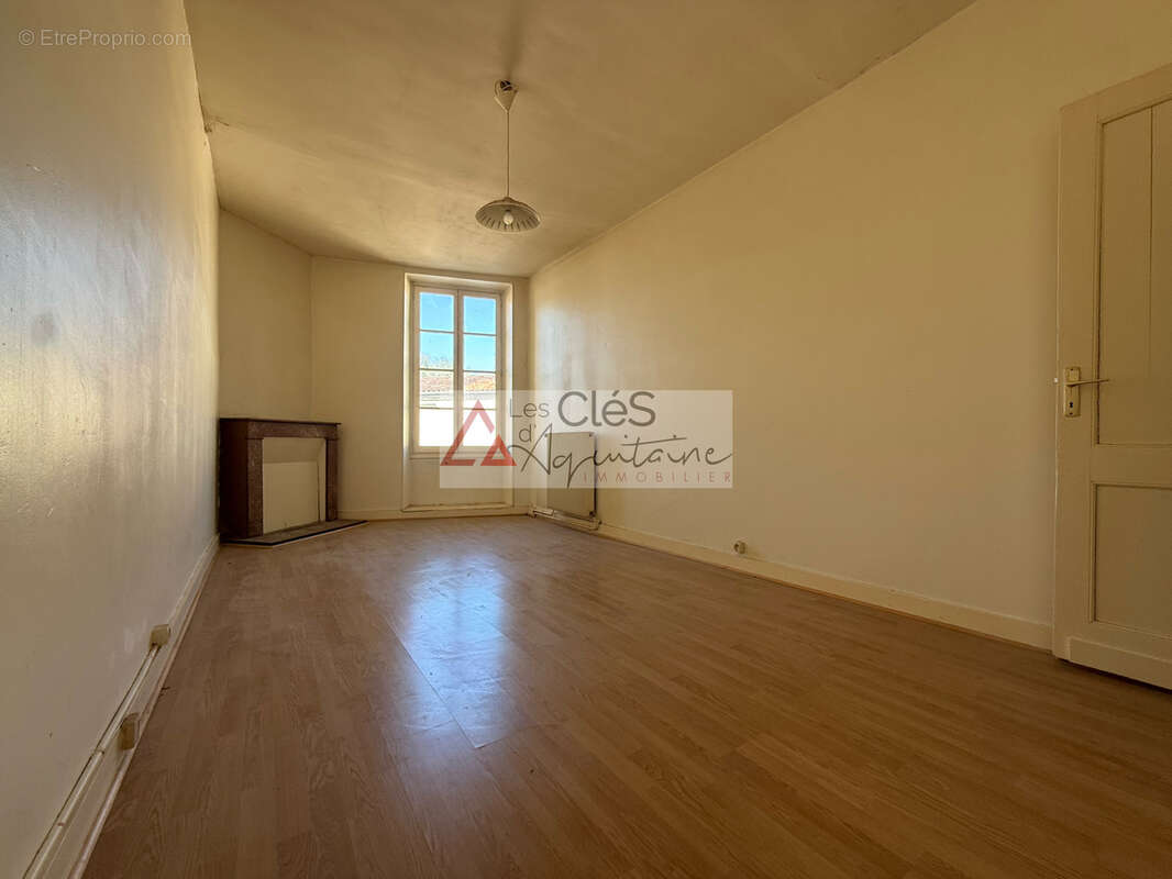 Maison de ville - 86 m2 - Preignac - photo 5
